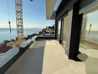 Недвижимость Четырехкомнатная квартира Центр: 8