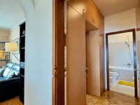 Недвижимость Четырехкомнатная квартира, Опатия: 3