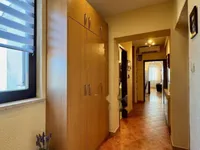 Недвижимость Четырехкомнатная квартира, Опатия: 18