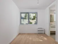 Недвижимость Трёхкомнатная квартира в центре: 12