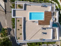 Недвижимость Трёхкомнатная квартира в центре: 21