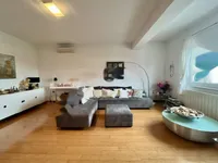 Недвижимость Трехкомнатная квартира Центр: 5