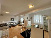 Недвижимость Трехкомнатная квартира Центр: 9