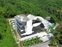 Недвижимость Трёхкомнатная квартира в центре: 6