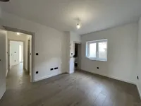 Недвижимость Трёхкомнатная квартира в центре: 6