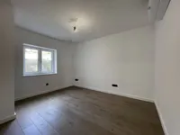 Недвижимость Трёхкомнатная квартира в центре: 8