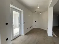 Недвижимость Трёхкомнатная квартира в центре: 9