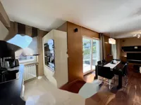 Недвижимость Квартирa 4 комн. в Опации: 6