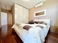 Недвижимость Квартирa 4 комн. в Опации: 11