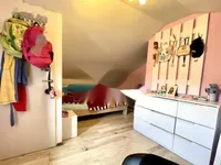 Недвижимость Трехкомнатная квартира Ика: 8