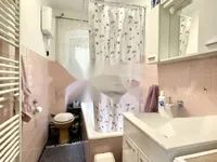 Недвижимость Трехкомнатная квартира Ика: 12