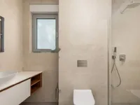 Недвижимость Трехкомнатная квартира Центр: 13