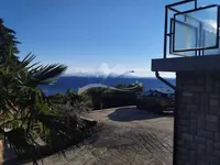 Недвижимость Трехкомнатная квартира в центре Опатии: 1