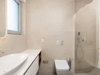 Недвижимость Трёхкомнатная квартира в центре: 8