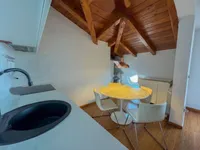 Недвижимость Трёхкомнатная квартира в центре: 11