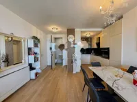 Недвижимость Трёхкомнатная квартира в центре: 18