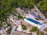 Недвижимость Трехкомнатная квартира, Побри: 3