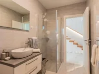 Недвижимость Квартира в Опатии на втором этаже: 10