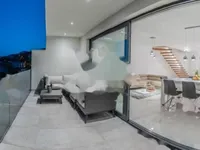 Недвижимость Квартира в Опатии на втором этаже: 20