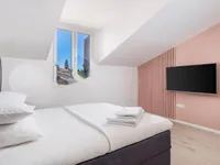 Недвижимость Трехкомнатная квартира, центр: 3