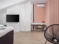 Недвижимость Трехкомнатная квартира, центр: 19