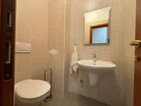 Недвижимость Трехкомнатная квартира в центре: 15