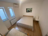 Недвижимость Трехкомнатная квартира, центр: 20