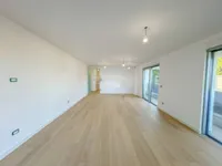 Недвижимость Трехкомнатная квартира Центр: 22