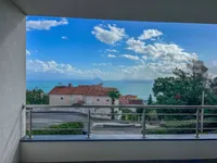 Недвижимость Трёхкомнатная квартира в Опатии: 2