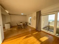 Недвижимость Трёхкомнатная квартира в Опатии: 6