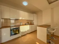 Недвижимость Трёхкомнатная квартира в Опатии: 12