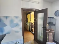 Недвижимость Четырехкомнатная квартира, Центр: 10