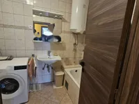 Недвижимость Четырехкомнатная квартира, Центр: 19