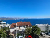 Недвижимость Трёхкомнатная квартира, Центр: 2