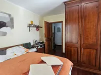 Недвижимость Трёхкомнатная квартира, Центр: 8