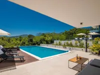 Недвижимость Новое семейное жилье в центре: 16