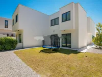 Недвижимость Новое семейное жилье в центре: 21