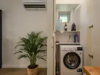 Недвижимость Двухкомнатная квартира в центре: 9