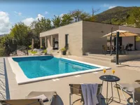 Недвижимость Современная Вилла в Опатии: 2