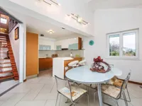 Недвижимость Четырехкомнатная квартира: 15