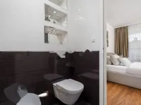 Недвижимость Трехкомнатная квартира в центре: 23