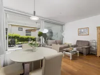 Недвижимость Трехкомнатная квартира Центр: 9