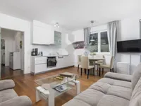 Недвижимость Трехкомнатная квартира Центр: 14