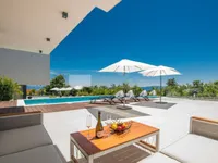 Недвижимость Новое жилье в центре Опатии: 7