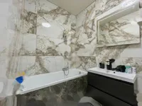 Недвижимость Четырехкомнатная квартира, Центр, Опатия: 5