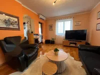 Недвижимость Четырехкомнатная квартира Центр: 1