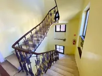 Недвижимость Трёхкомнатная квартира, центр: 10