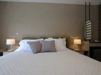 Недвижимость Трехкомнатный Квартира Центр: 12