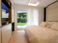 Недвижимость Трехкомнатный Квартира Центр: 13