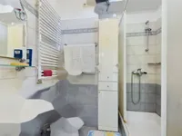 Недвижимость Четырехкомнатная квартира в центре: 16